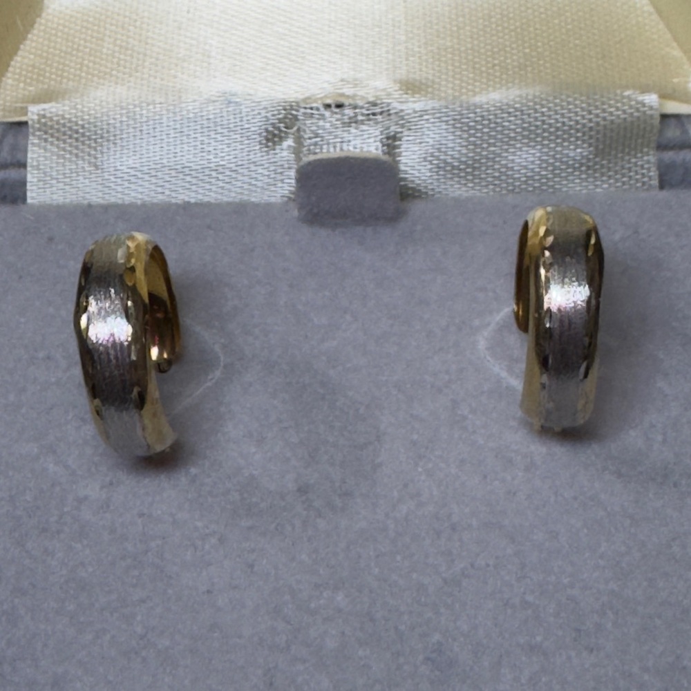 14K Solid Gold 14.5MM 2 Tone White & Yellow Gold Etched Design Hoop Earrings .8g
